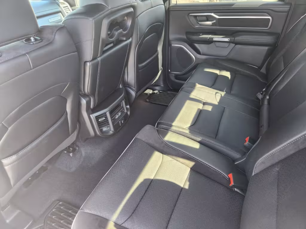 2025 Ram 1500 - 1C6SRFRP2SN599238 - Image #7
