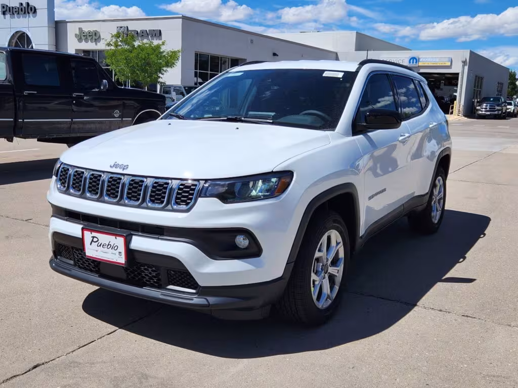 2025 Jeep Compass - 3C4NJDBNXST587848 - Image #4