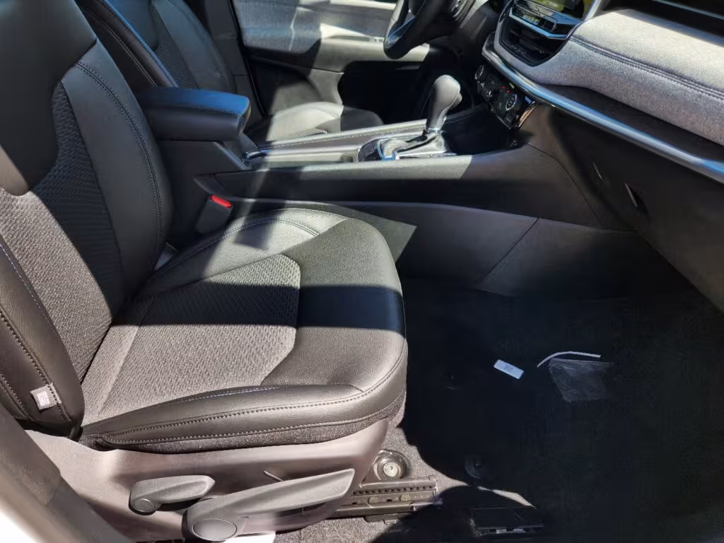 2025 Jeep Compass - 3C4NJDBNXST587848 - Image #15